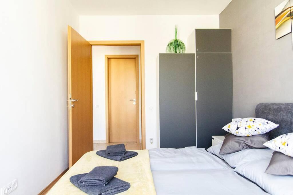 Vip Mini Resort,Private Parking & Balcony 布达佩斯 外观 照片