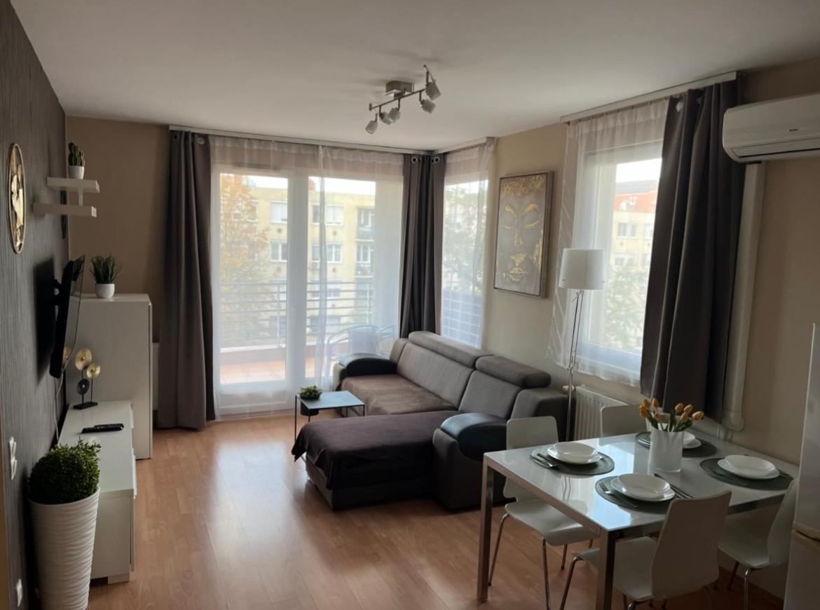 Vip Mini Resort,Private Parking & Balcony 布达佩斯 外观 照片